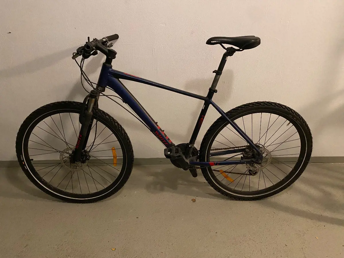 Kuvassa: Bicycle /polkupyörä White 27,5
