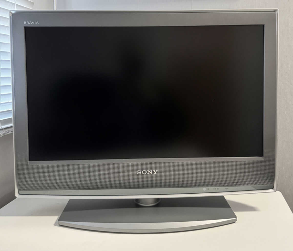 Sony 26” KDL-26S2000 LCD-TV - Regionline