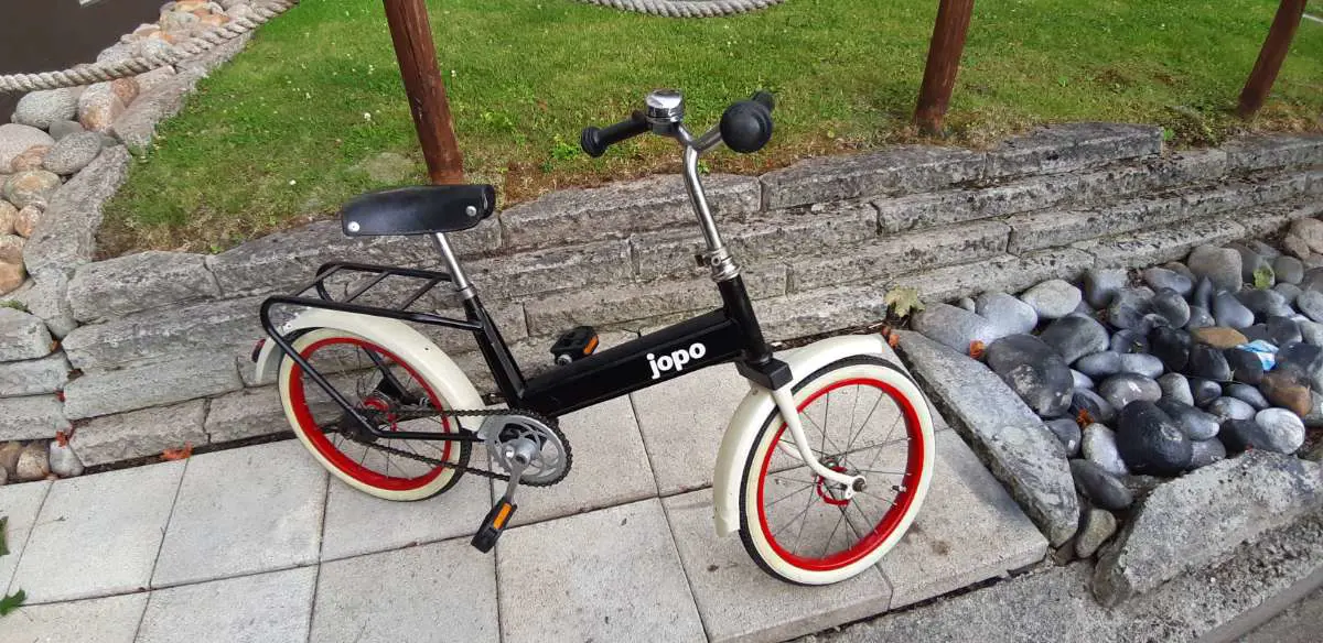 Kuvassa: 70 luvun Lasten Jopo
