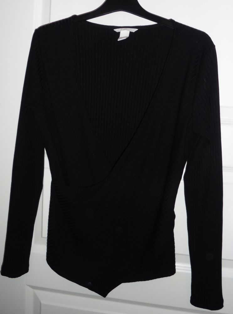 Kuvassa: Paita, koko L