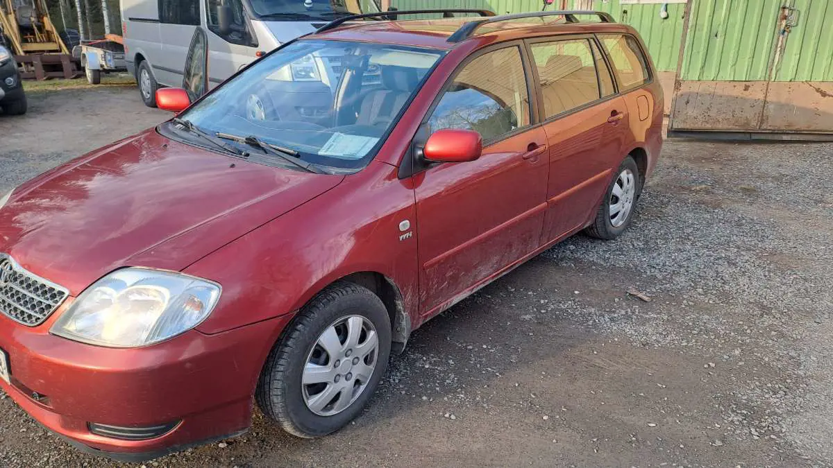 Kuvassa: Toyota Corolla 1.4 l