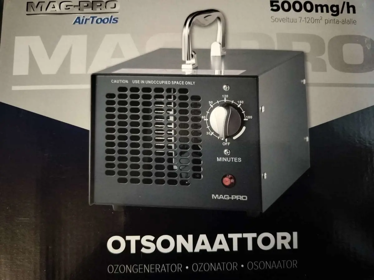 Kuvassa: Otsonaattori