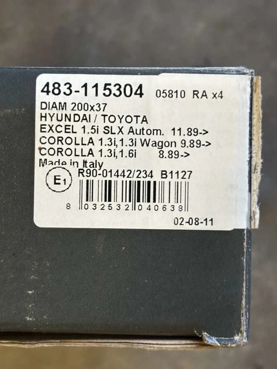 Kuvassa: Corolla AE92 takajarrukengät