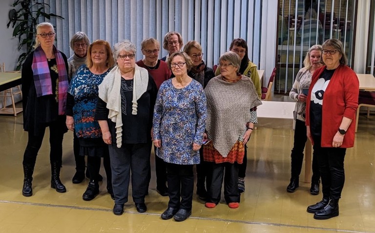 –Kappelin kulttuurikerhossa kulttuurin käsitteeseen suhtaudutaan laveasti ja avoimesti, sanoo kerhon alullepanija Anne Palonen (vas.)