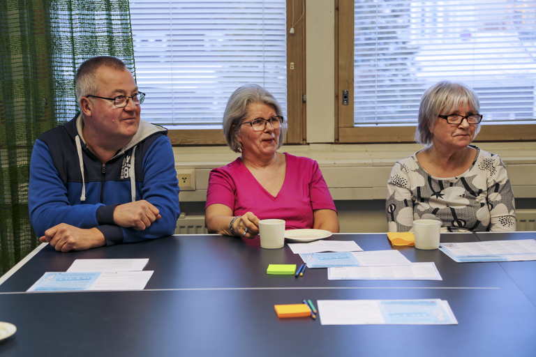 Markku Tihumäki, Sirpa Lehtinen and Sirpa Mustonen visit Hehku often.