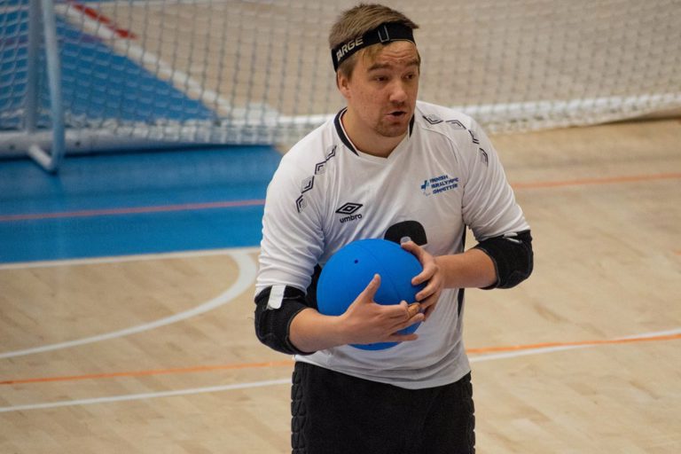 Markus Tihumäen edustama Aisti Sport ei pystynyt katkaisemaan Old Powerin voittokulkua. Arkistokuva: goalball.fi